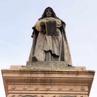 Visitare Roma - La statua di Giordano Bruno in Campo dei Fiori