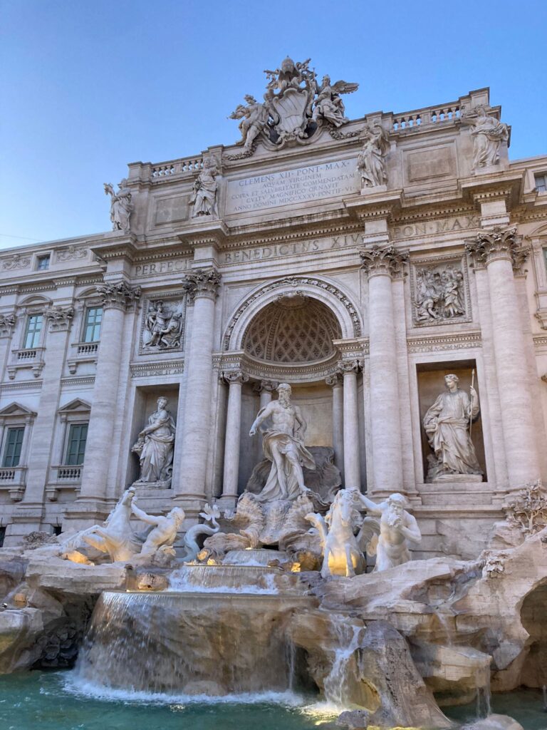 Cose da fare a Roma: vedere la fontana di Trevi
